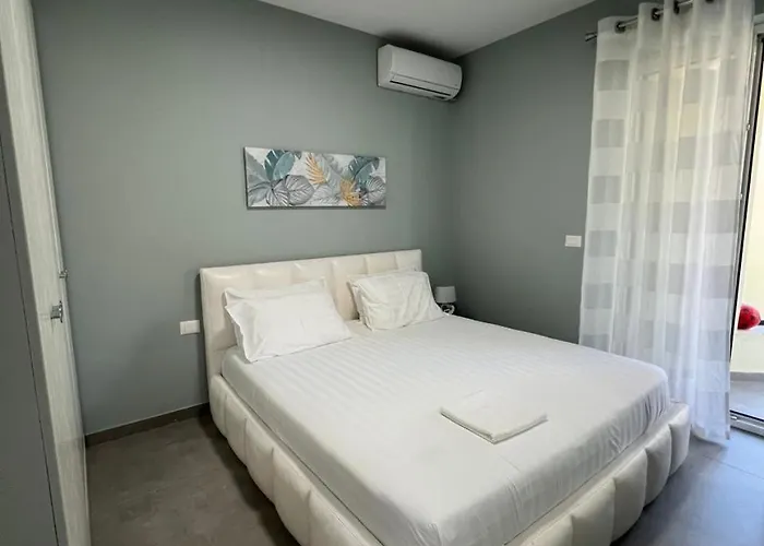Sea Breeze Apartment, Qerret Apartament *