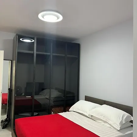 Apartament Sea Breeze Apartment, Qerret *
