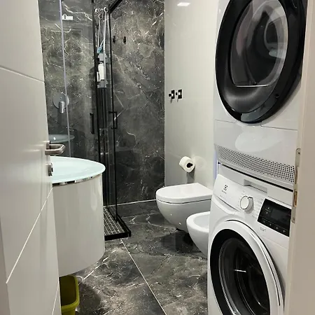 Sea Breeze Apartment, Qerret * 格勒姆