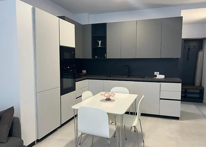 Sea Breeze Apartment, Qerret